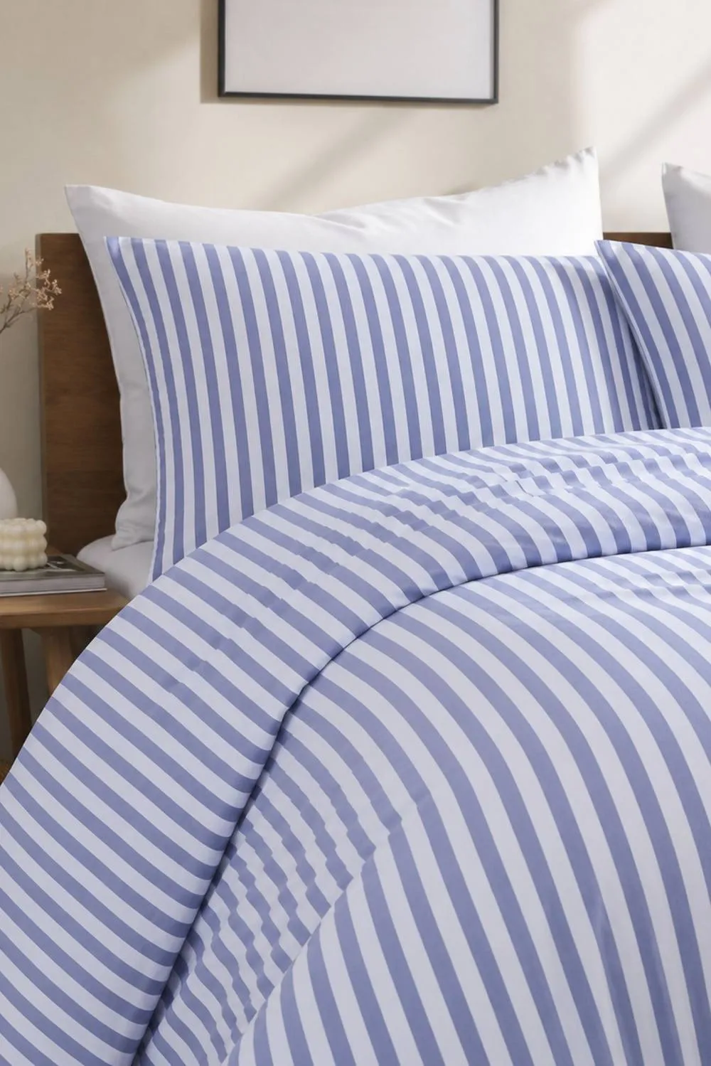 Ezysleep Cationic Stripe Duvet Cover Set in Blue 1