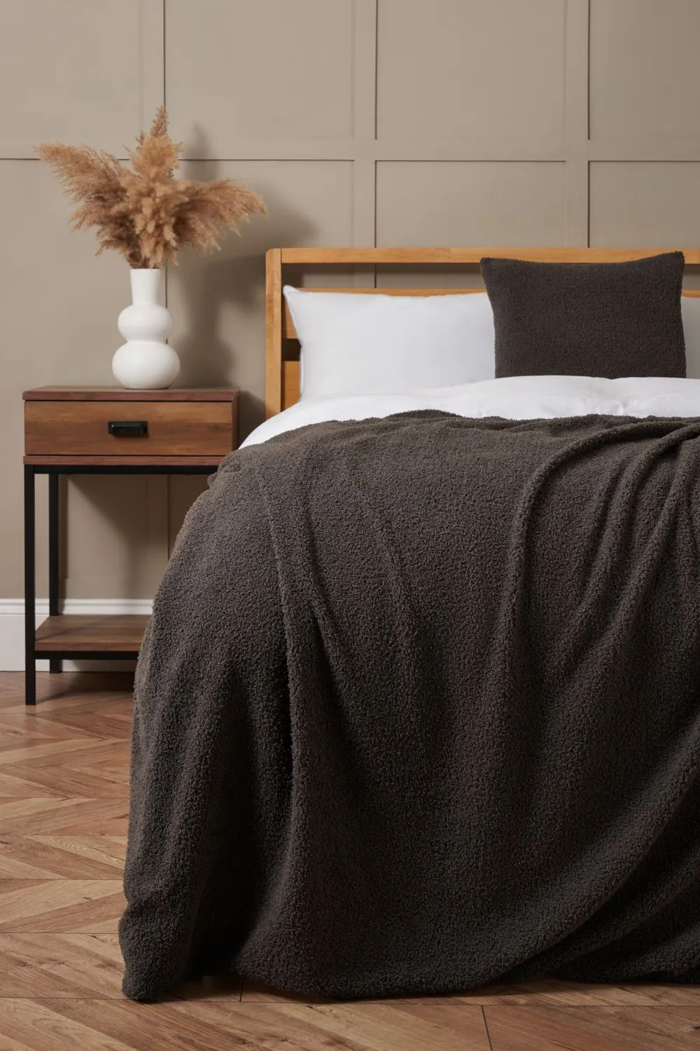 BHS Teddy Bear Fleece Throw in Grey