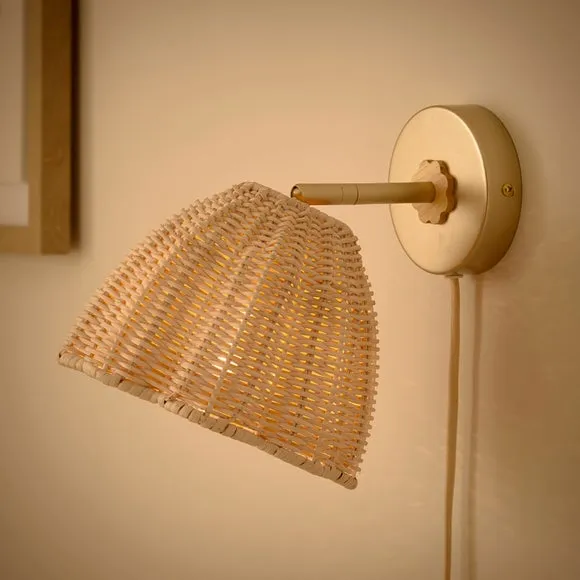 Amaria Scallop Adjustable Plug In Wall Light 2
