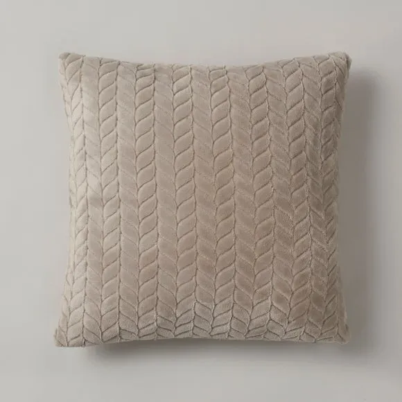 Amelia Cushion Cover 3