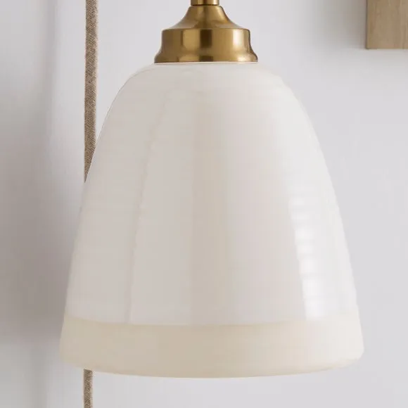 Churchgate Harby Plug In Wall Light 3