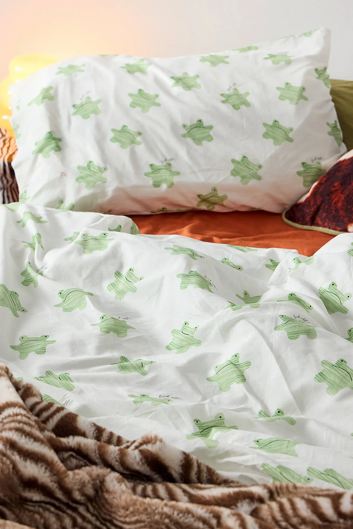 Grumpy Frog Duvet Set - White 4