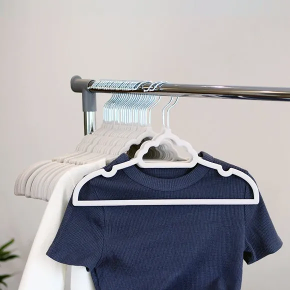 Set of 25 Flocked Cloud Shaped Kids Hangers