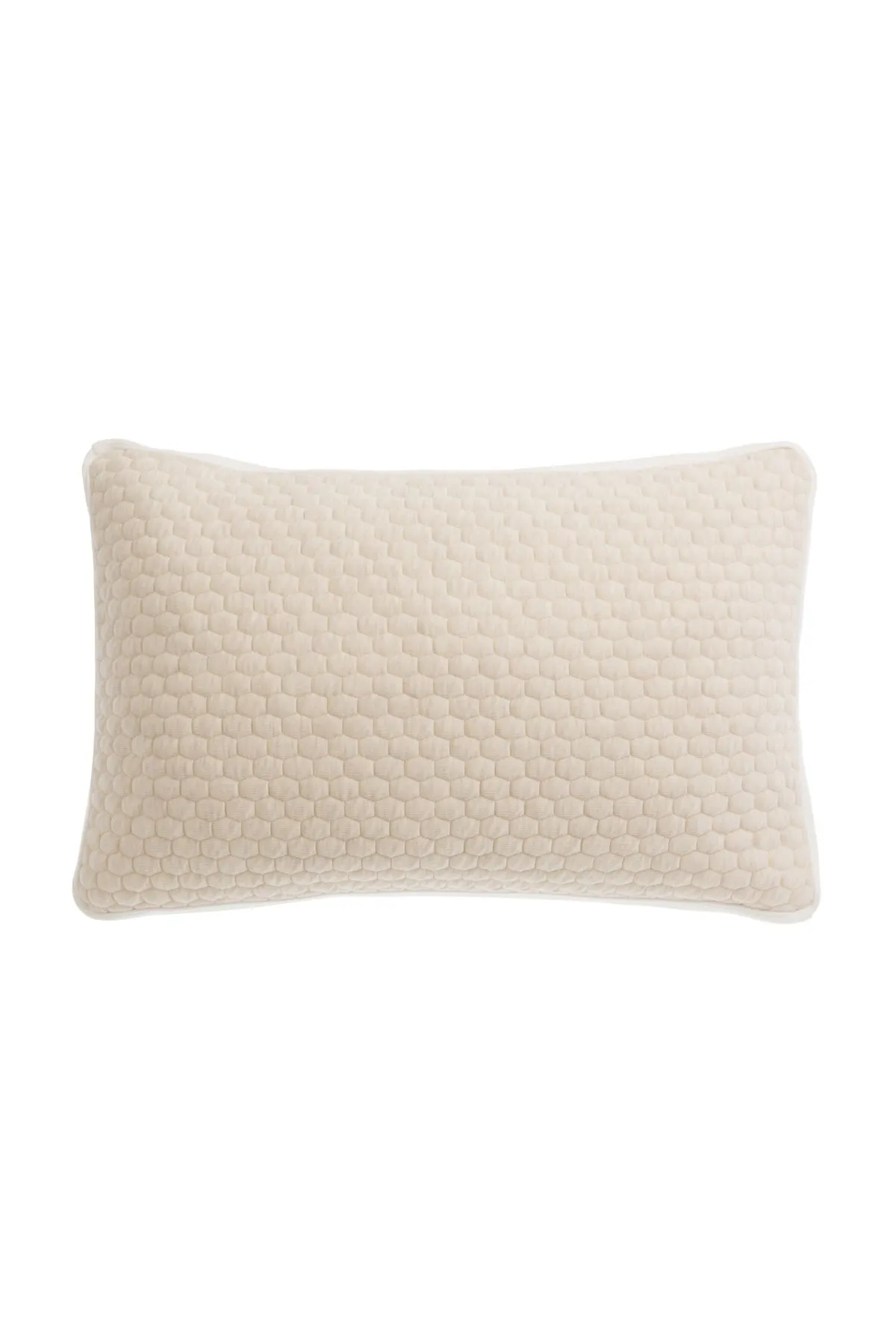 Soak&Sleep Shredded Memory Foam - Standard Pillow in Natural 4