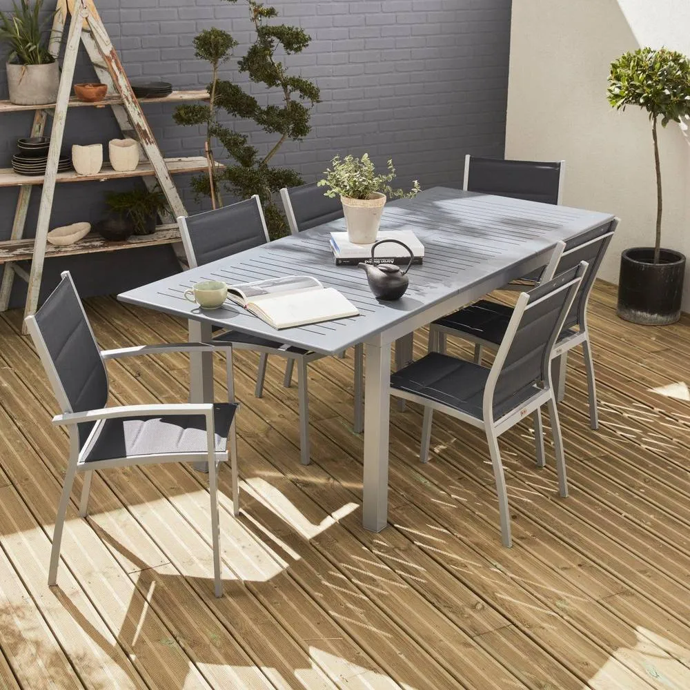 sweeek 6-seater Extendable Aluminium Garden Table With Chairs in Grey 1