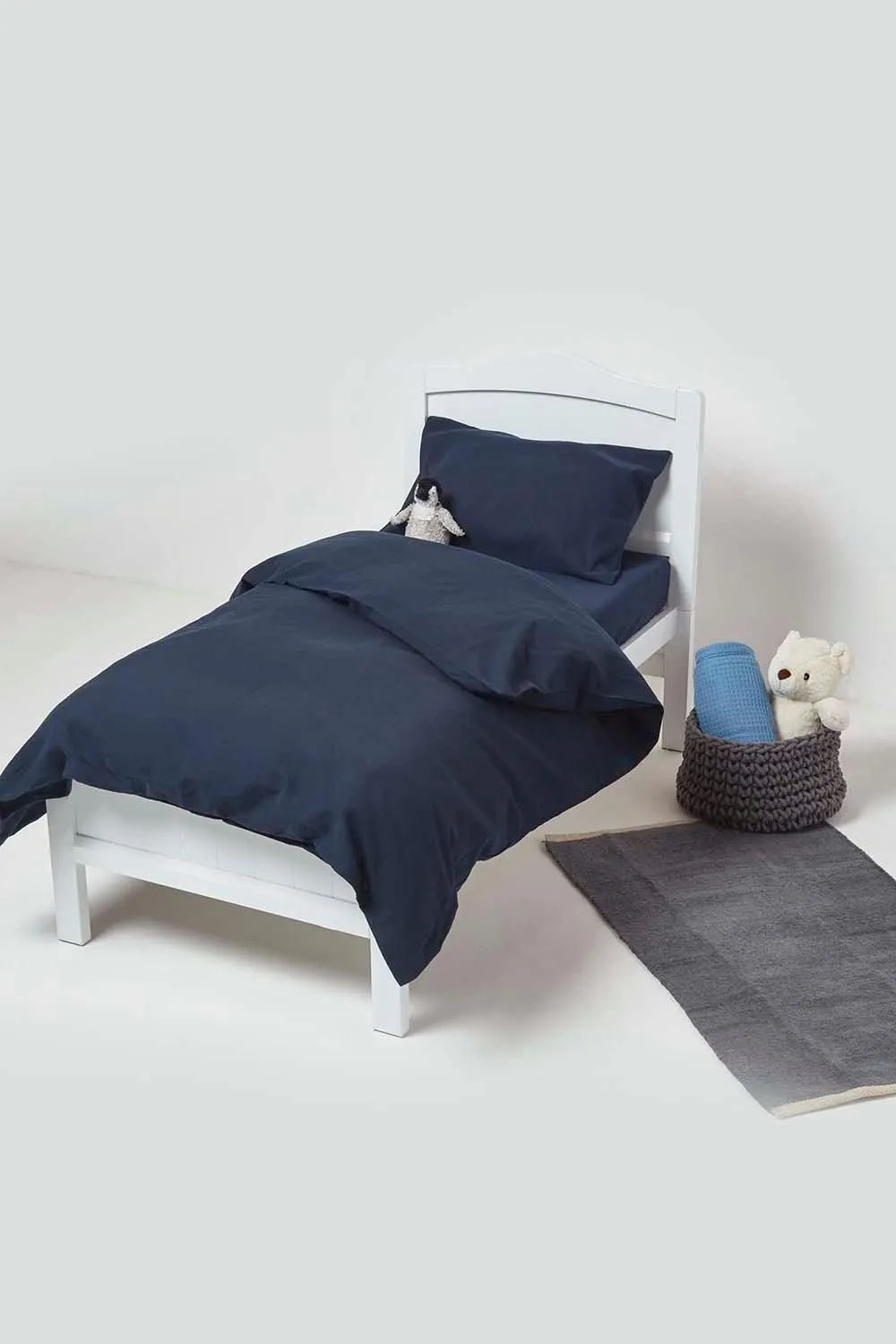 Homescapes Soft Linen Fitted Cot Sheet, Pack of 2 in Navy 2