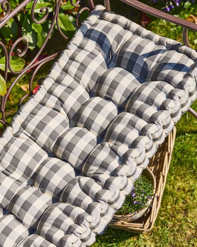 Dibor Traditional Grey Striped Summer Outdoor Garden Bench Cushion L112cm x W44cm 3