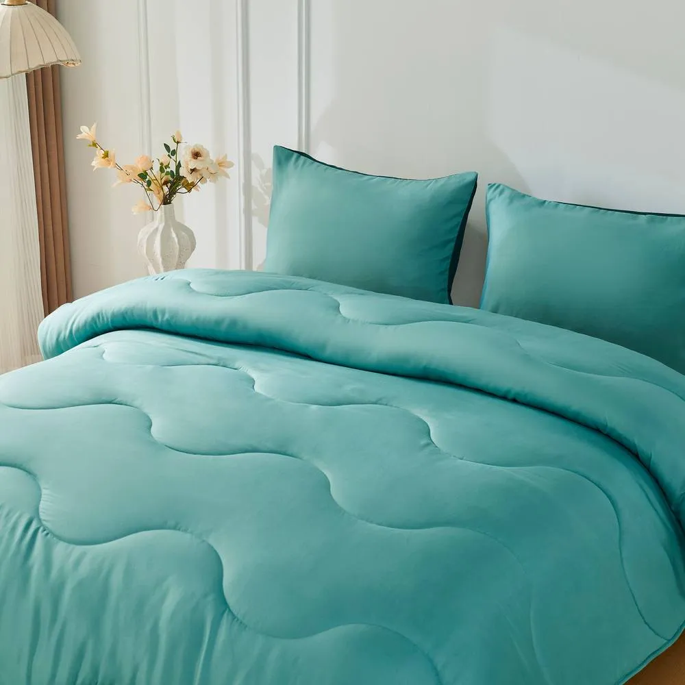 GAVENO CAVAILIA Coverless Microfiber Duvet in Green 3