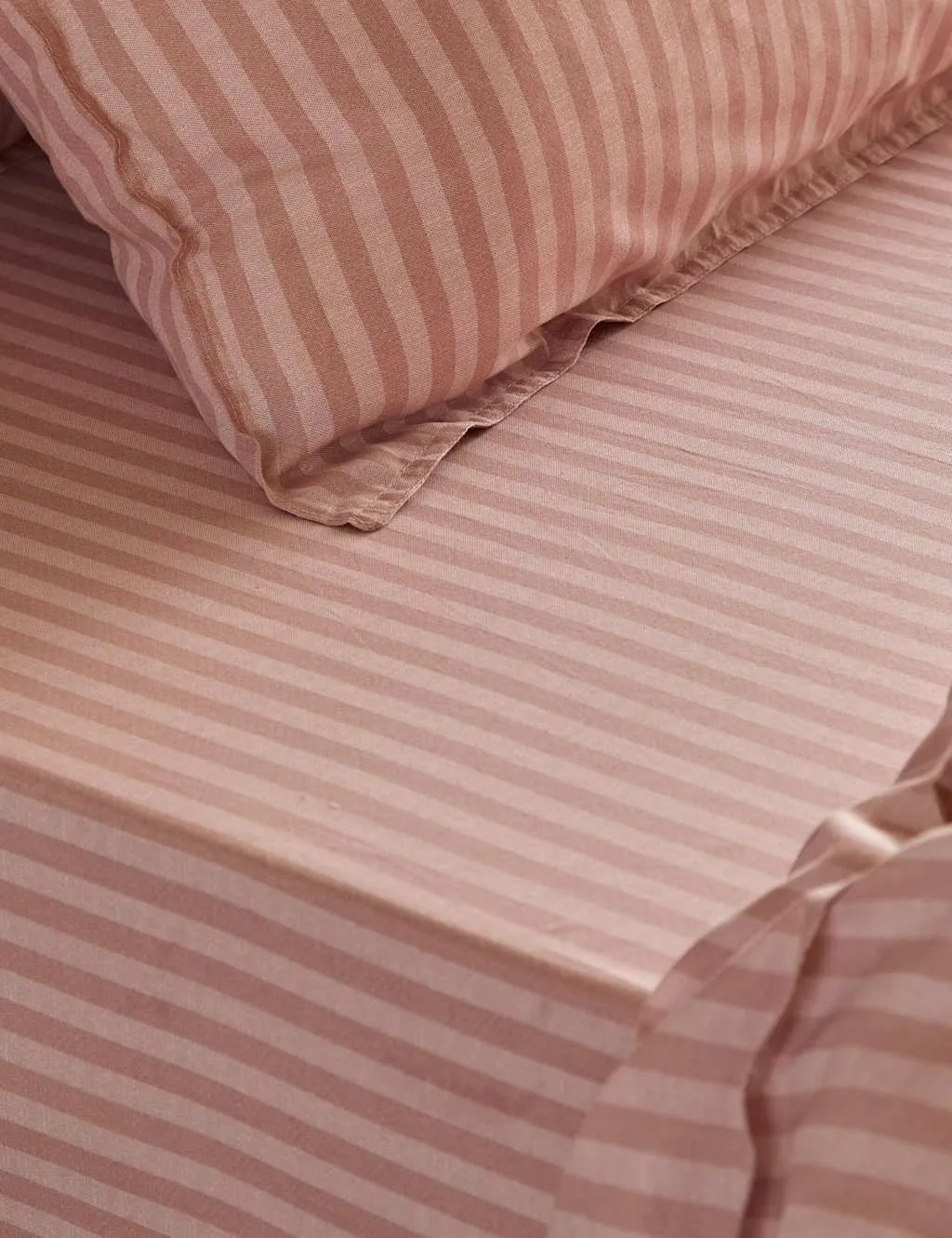 YARD Pure Cotton Marlow Striped Fitted Sheet Brown Mix