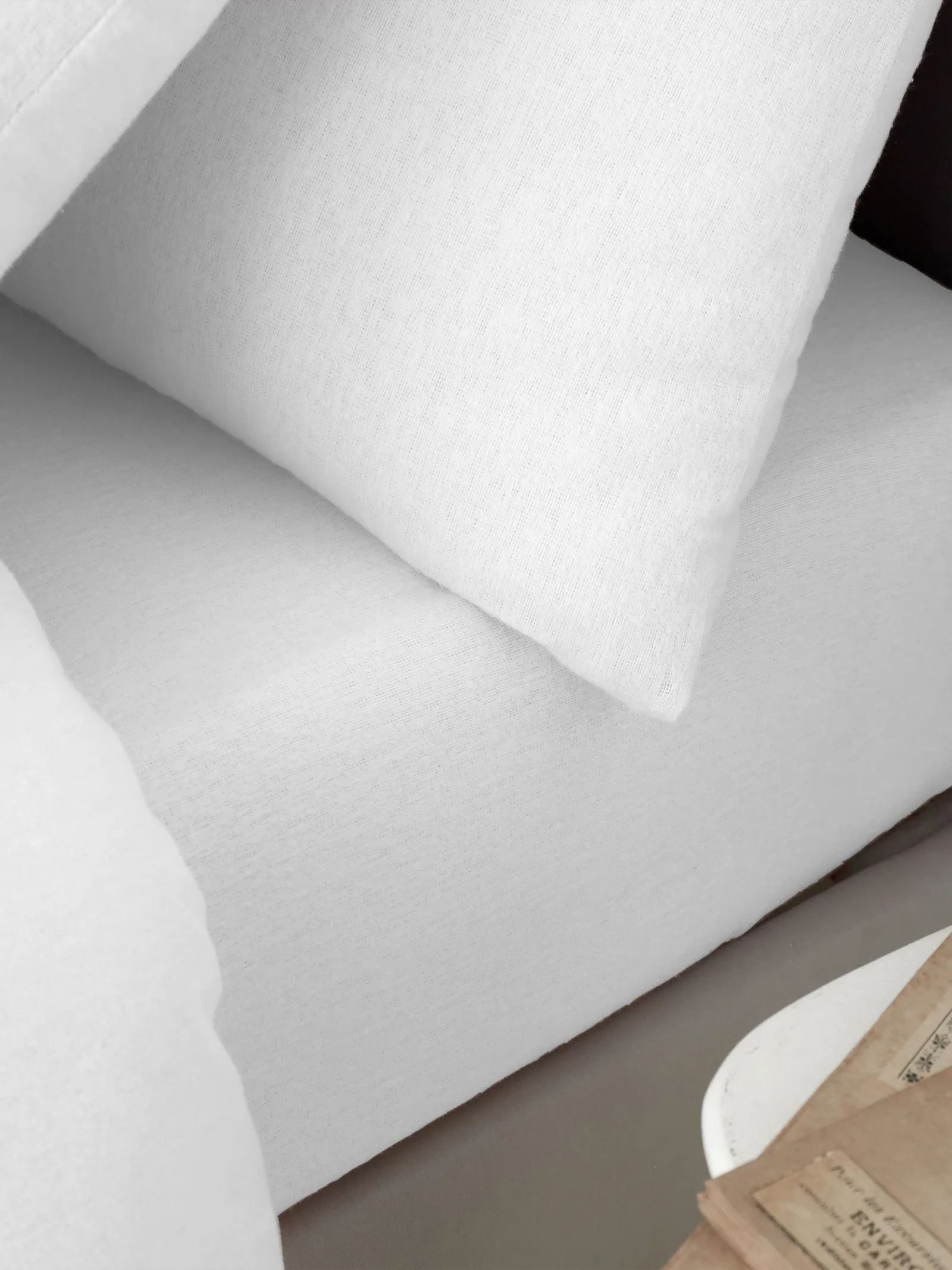 Catherine Lansfield 'Brushed Cotton' Fitted Sheet in White