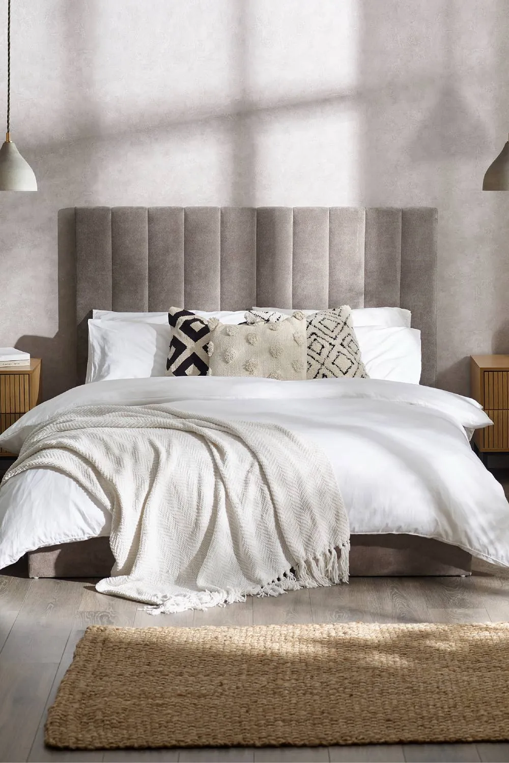 Julian Bowen Eloise Upholstered Bed in Grey 1