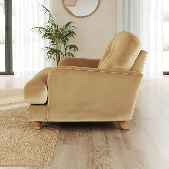 Martha Vintage Velvet Snuggle Chair 2