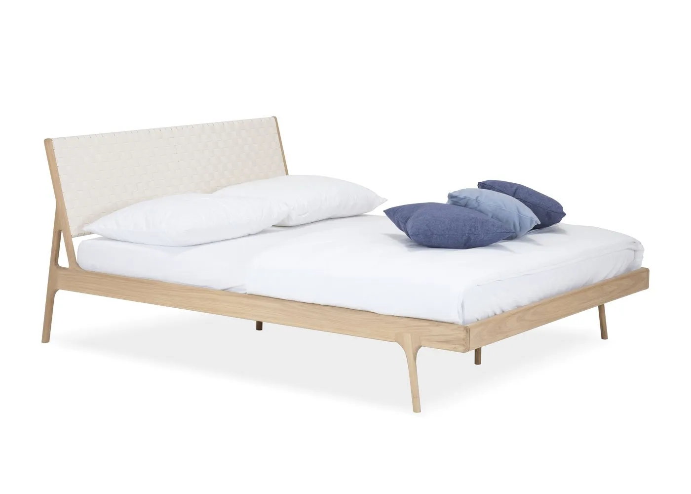 Gazzda Fawn Super King Bed White Webbing With Slats
