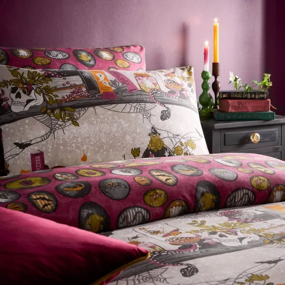 furn. Witchy Tales Duvet Cover and Pillowcase Set 2