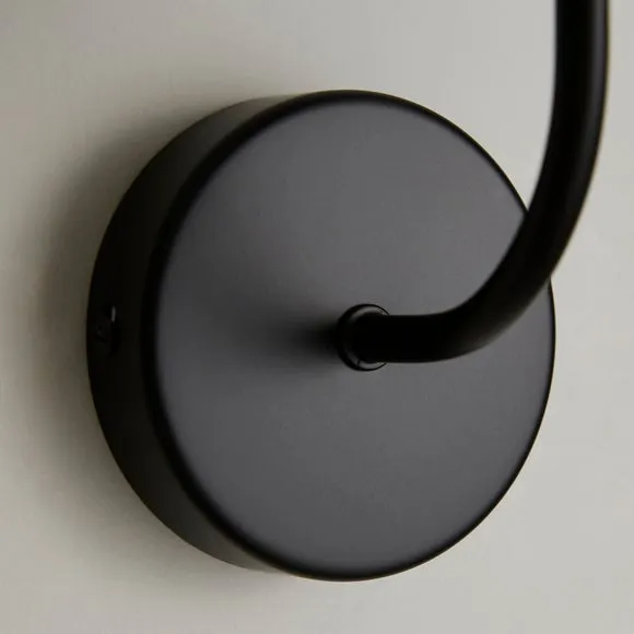 Luxe Ribbed LED Wall Light 4