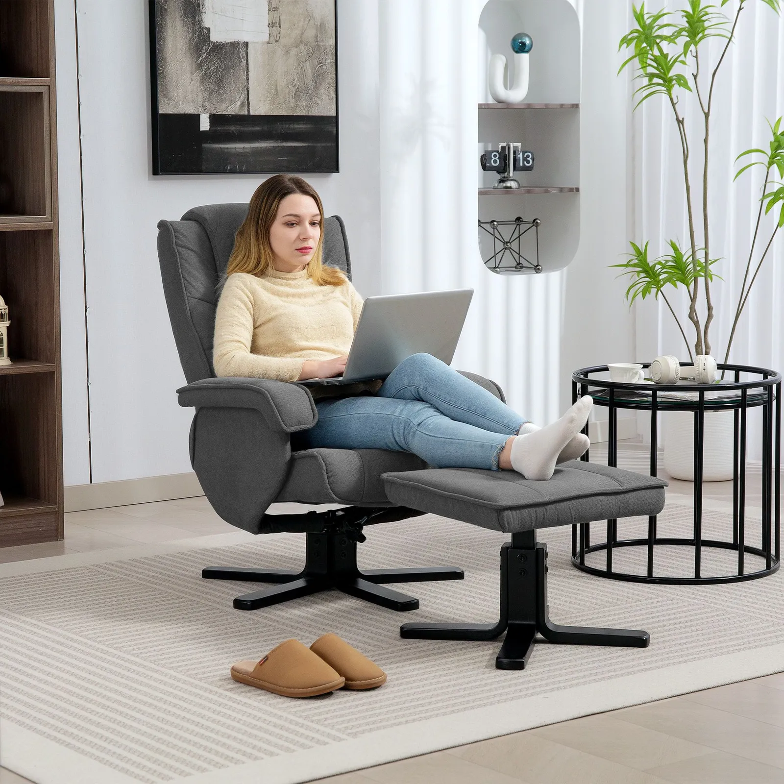 HOMCOM Swivel Recliner Chair with Footstool, Velvet Upholstered in Charcoal