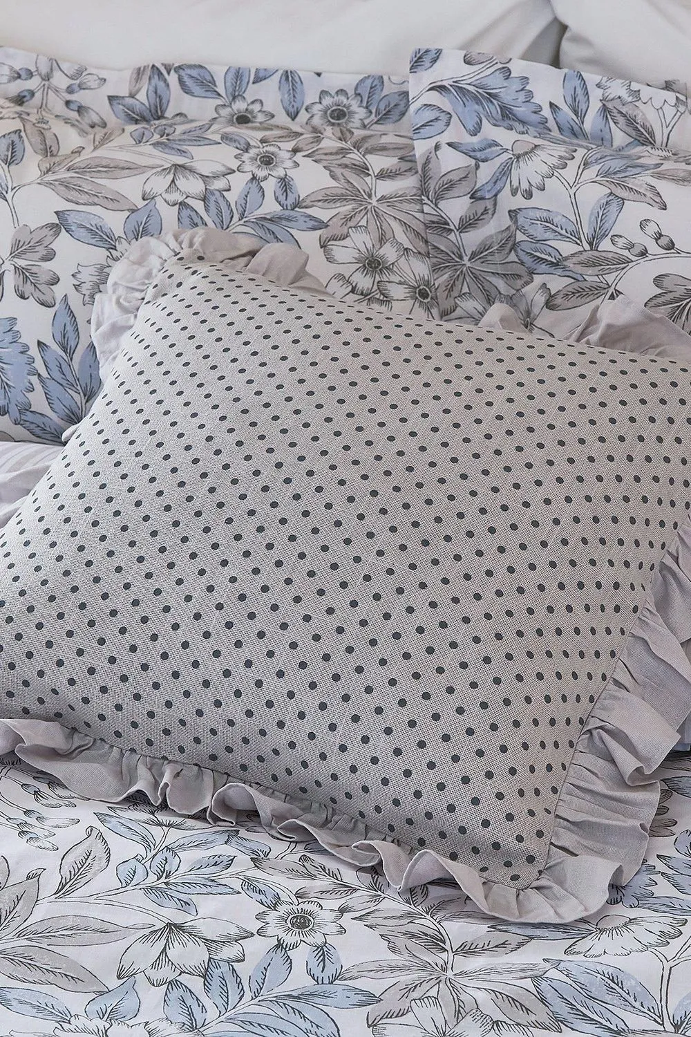 Helena Springfield 'Ness' Cotton Cushion in Grey 2
