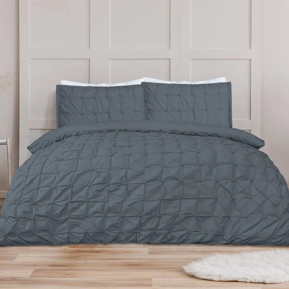 Smart Living Luxury Super Soft Stylish Rouched Pleat Duvet Cover with Pillowcases in Charcoal