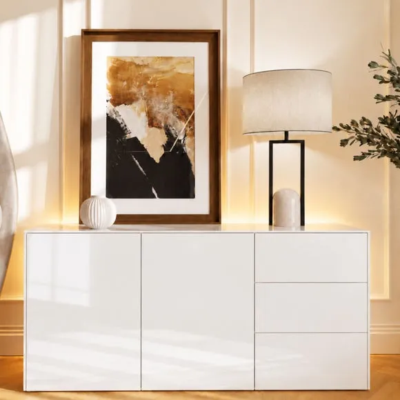 Intel LED Sideboard 1