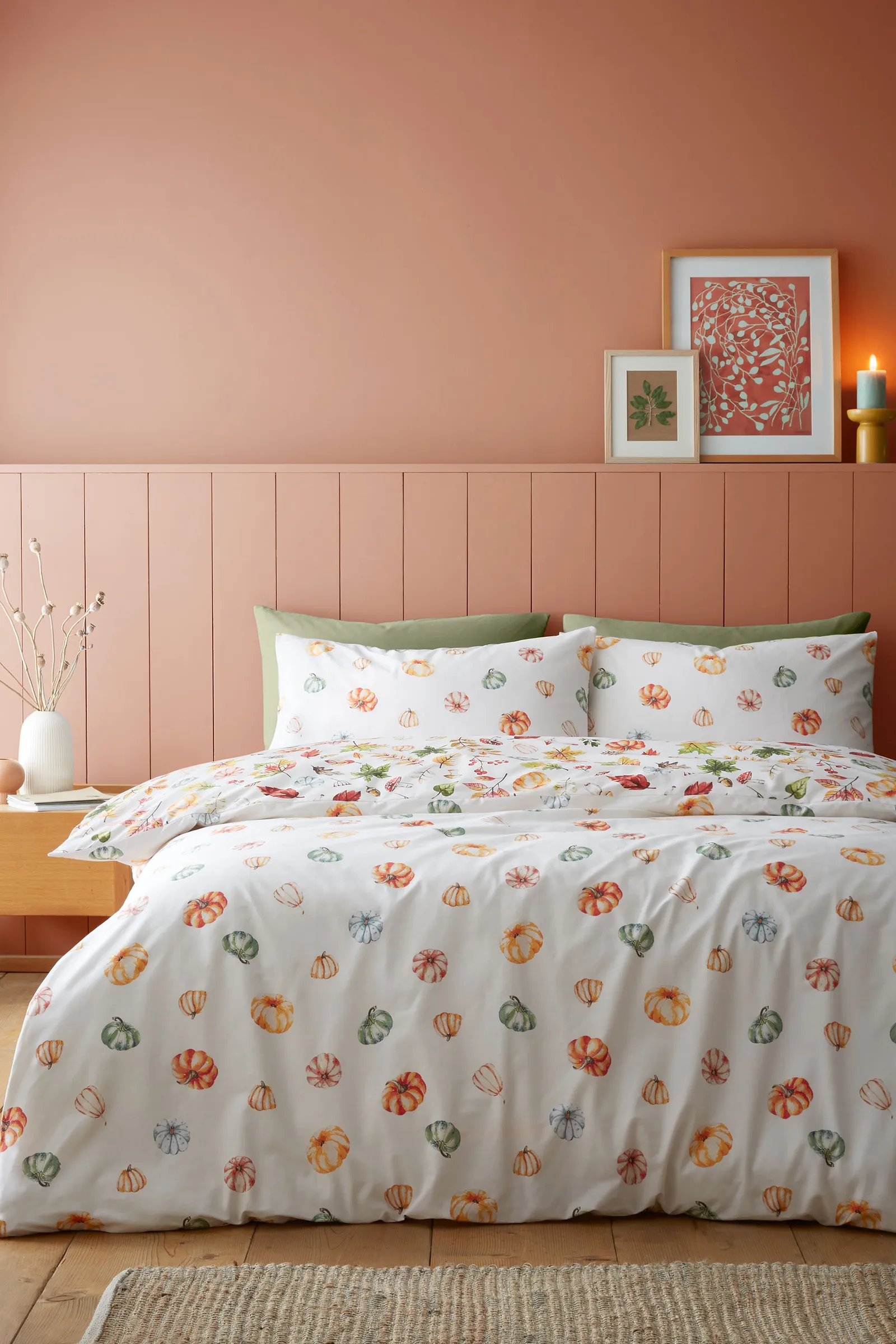 Catherine Lansfield 'Autumn Pumpkins' Reversible Duvet Cover Set in Orange 2
