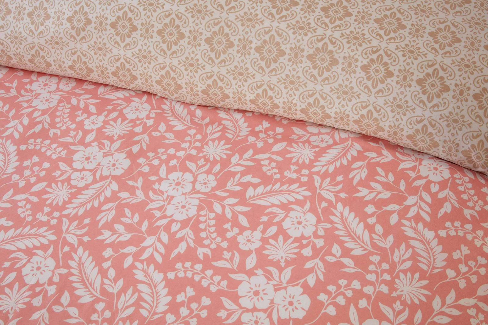 Rapport Home Eleanor Floral Geometric Reversible Duvet Cover Set with Pillowcase in Pink 2