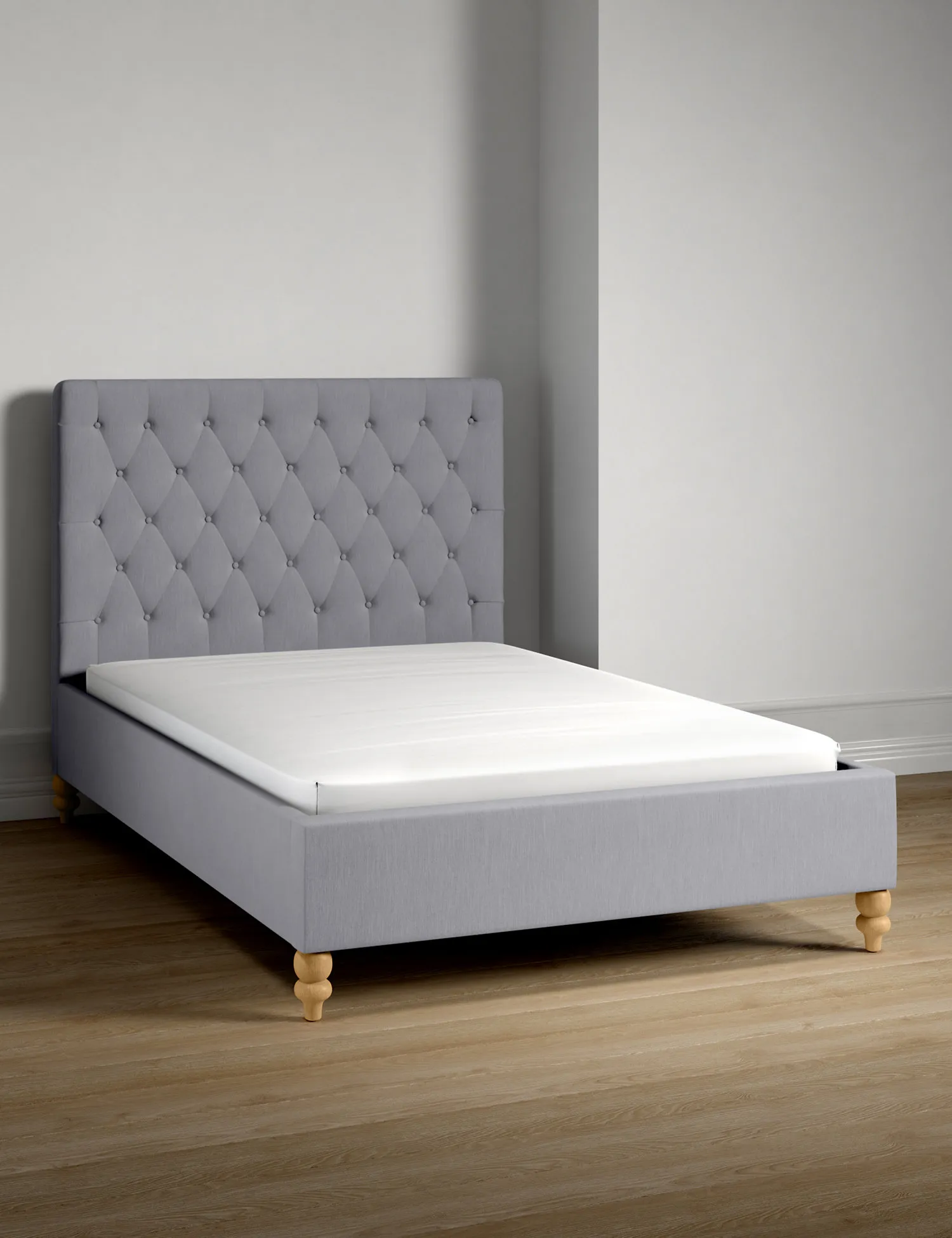 M&S Amelie Bed