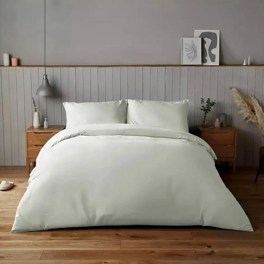 Voltico Silentnight Supersoft King Size Duvet Cover Set in Pale Green