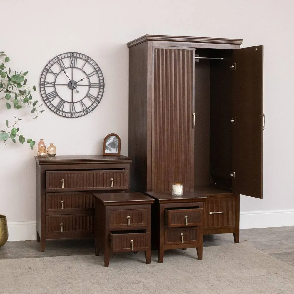 Melody Maison Wardrobe, Chest of Drawers & Pair of Bedside Tables - Georgian Range in Dark Brown 2