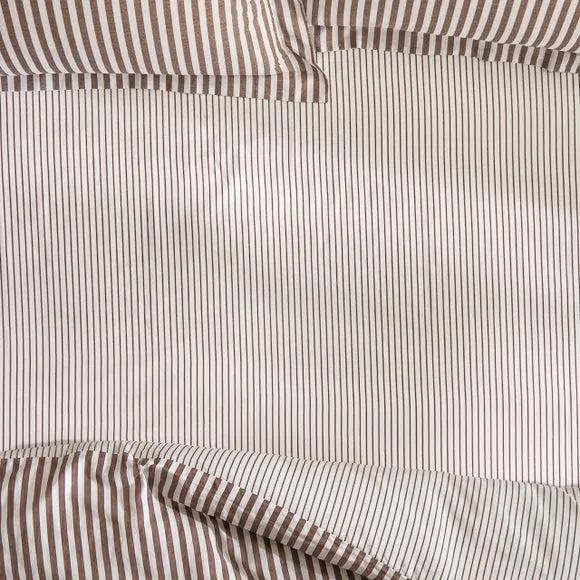 Hebden Narrow Stripe 100% Cotton Fitted Sheet 2