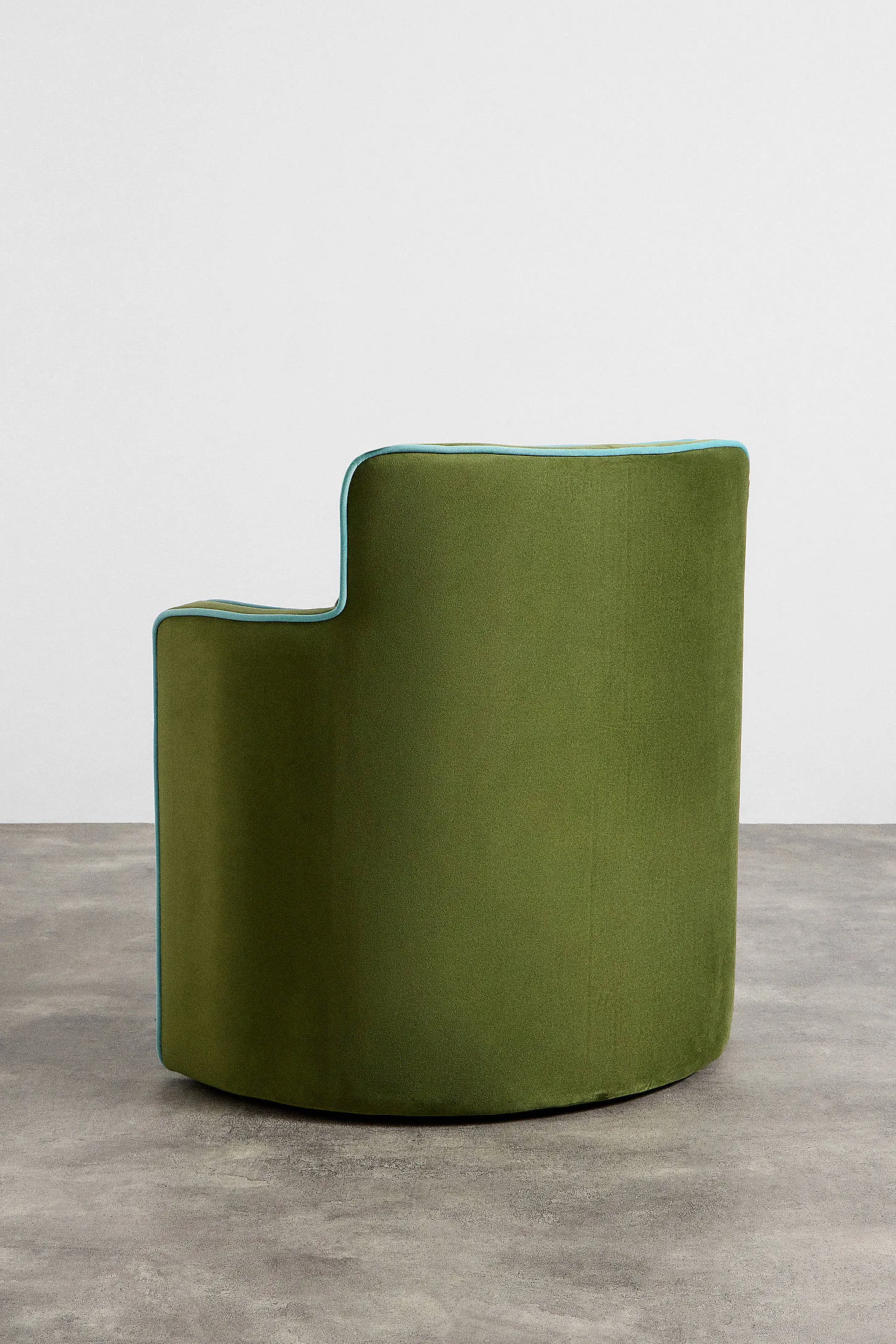 Rhea Velvet Swivel Chair - Green 4