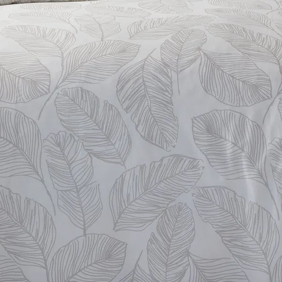 Fusion Matteo Reversible Duvet Cover and Pillowcase Set 6