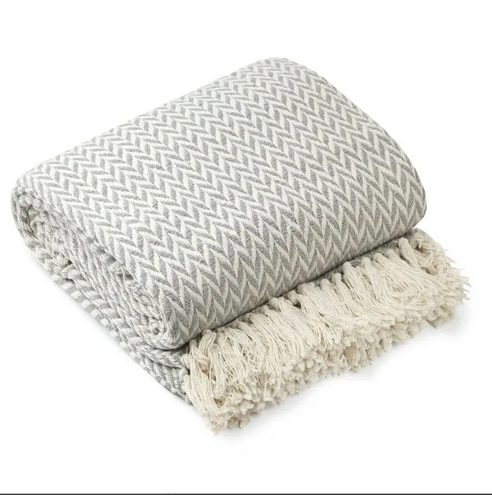 New Edge Blinds NewEdgeBlinds Chevron Collection Recycled Cotton Throw in Silver (70" x 100"), Grey