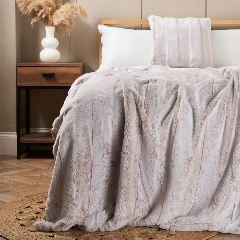 Faux Fur Stripe Cut Throw, Natural 1