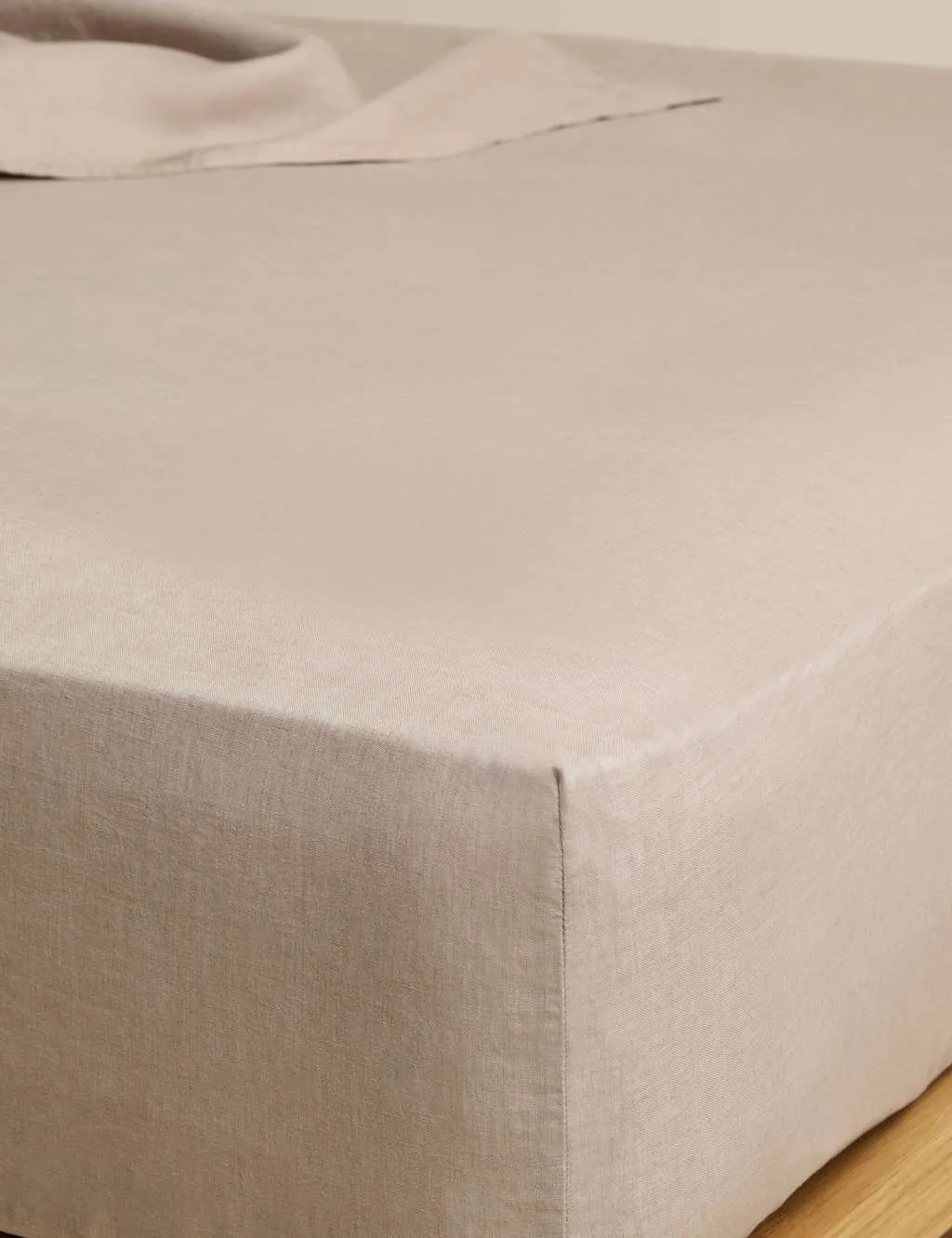 M&S Pure Linen Deep Fitted Sheet Putty
