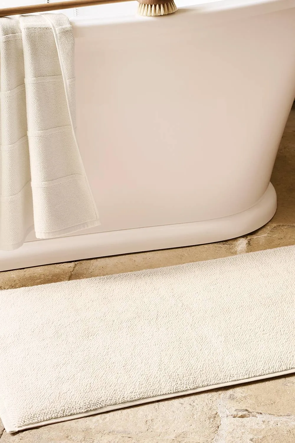 CHRISTY 'Highgate' Turkish Cotton Luxurious Bath Rugs in Ecru 1