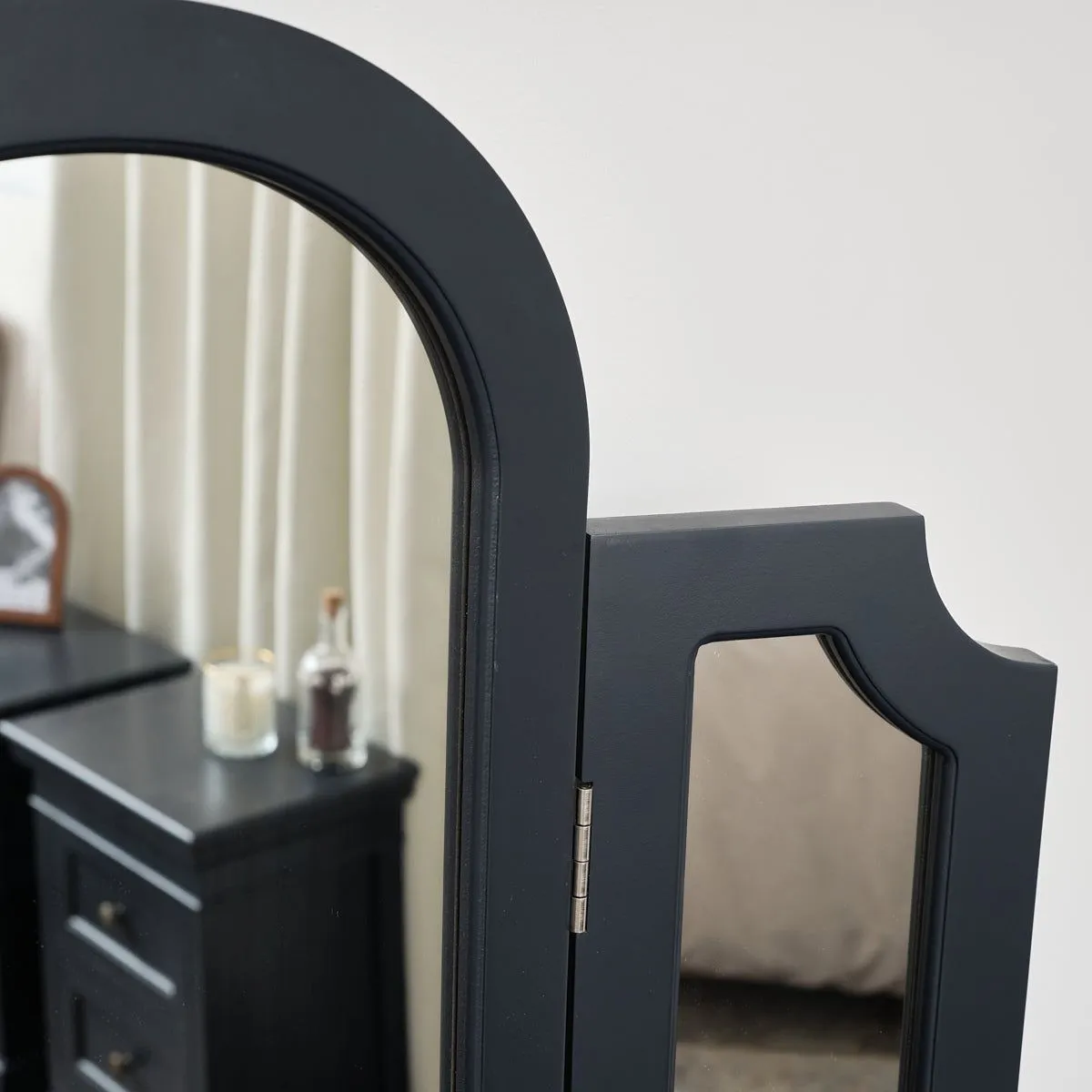 Melody Maison Navy Black Arched Triple Dressing Table Mirror - Daventry Navy Black Range 2