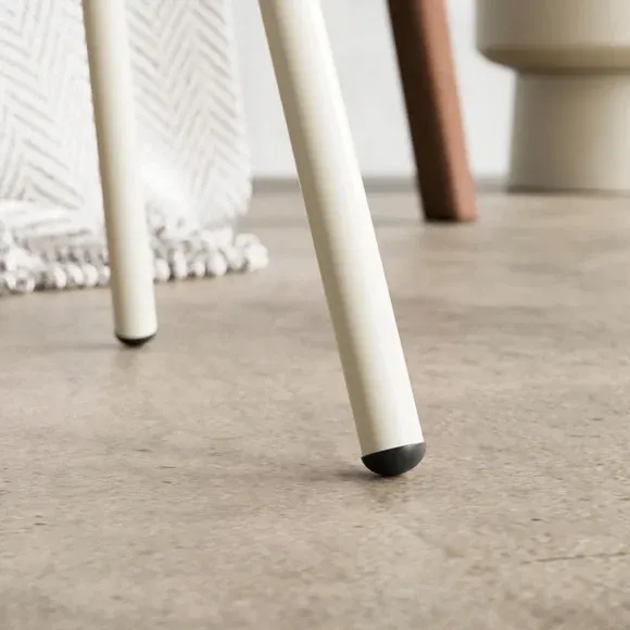 Kai Side Table 5