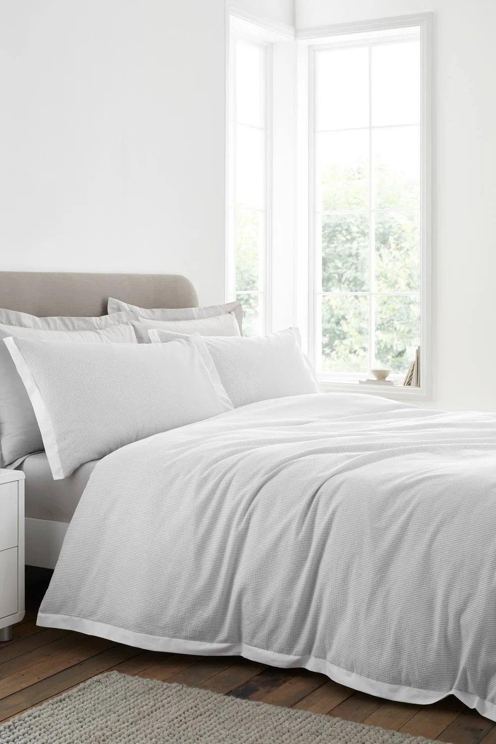Bianca 'Seersucker Woven Stripe' 180 Thread Count Cotton Duvet Cover Set in Grey
