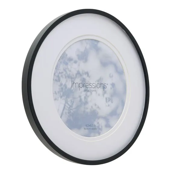 Black Round Photo Frame 2