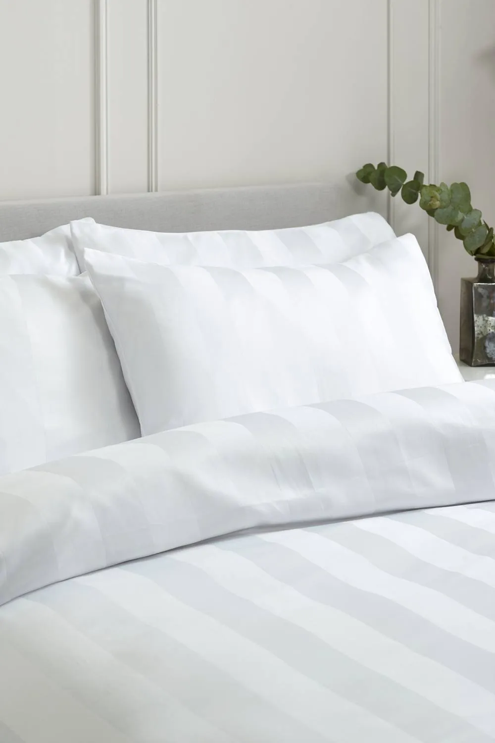 Catherine Lansfield 'So Soft Satin Stripe' Duvet Cover Set in White 2