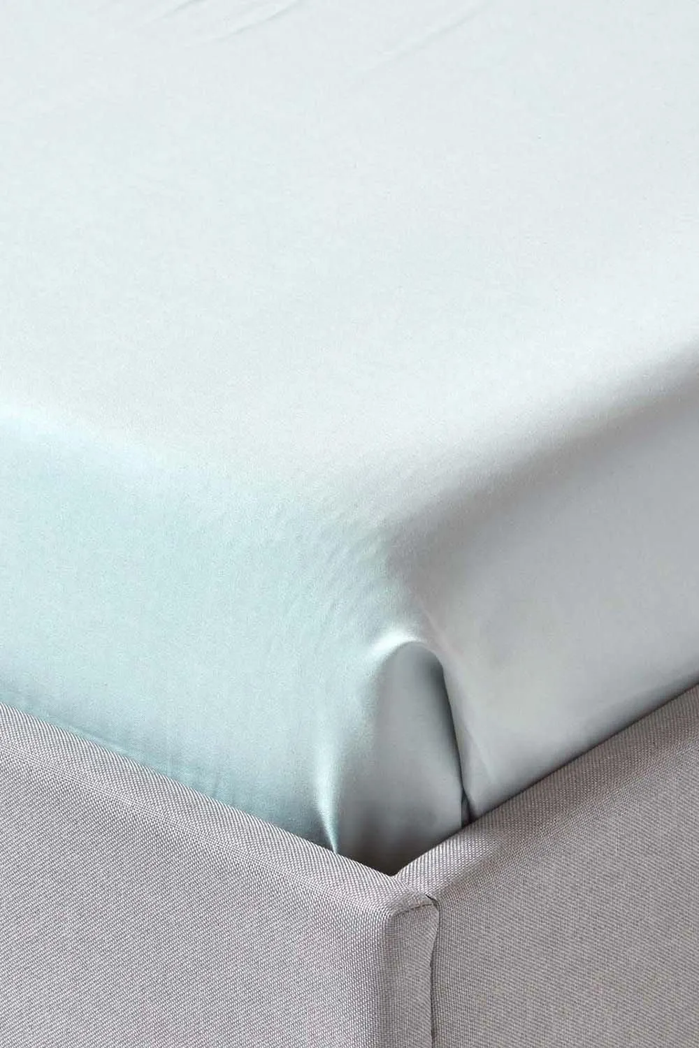 Homescapes Sateen Cotton Flat Sheet 400 TC in Duck Egg Blue 3