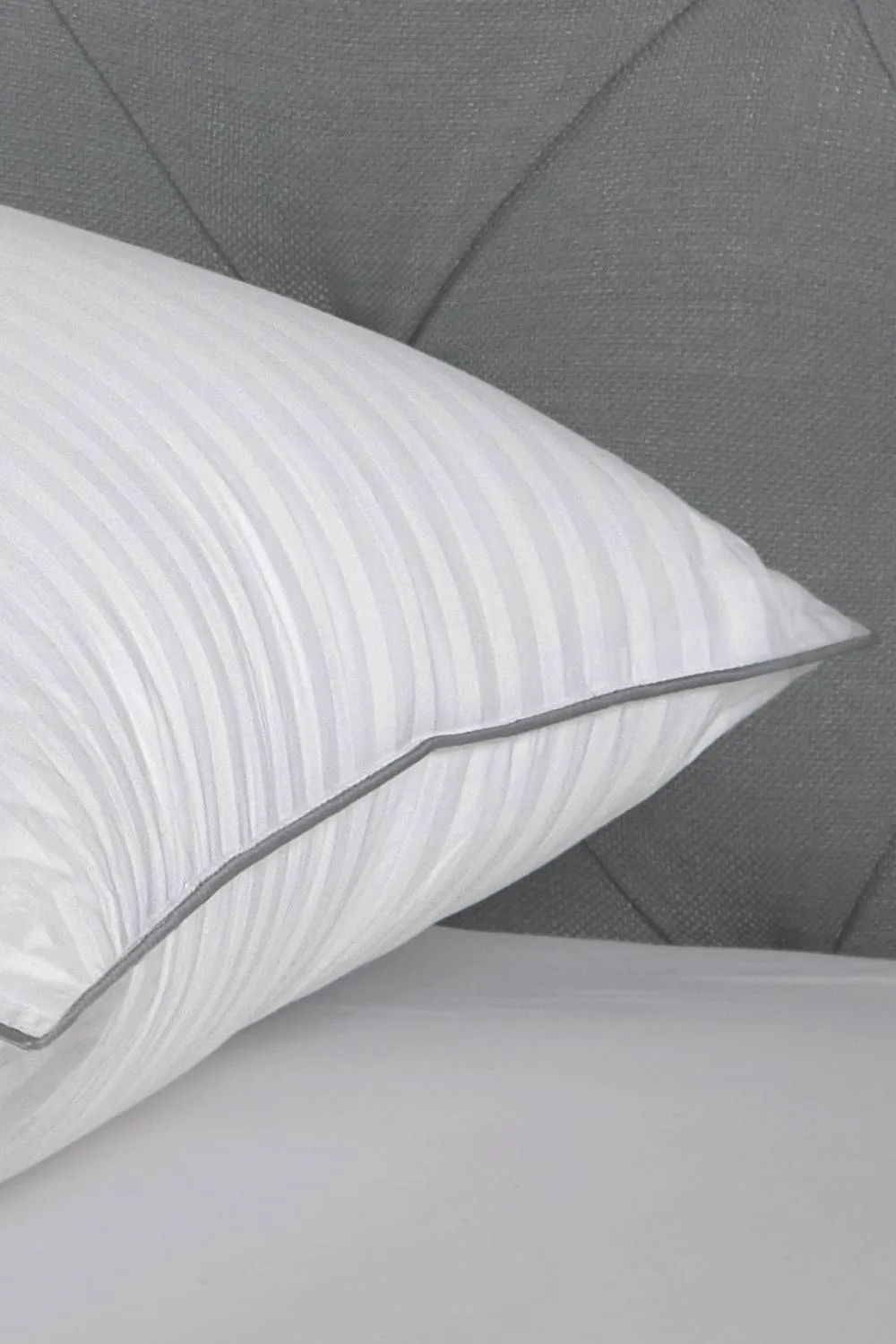 BHS 5 Star Hotel Collection White Goose Down Single Pillow 3