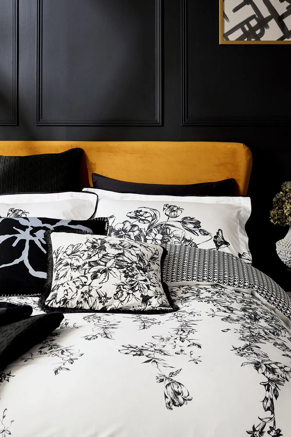 Ted Baker 'Elegnce Floral Border' Duvet Cover Set in Black 2