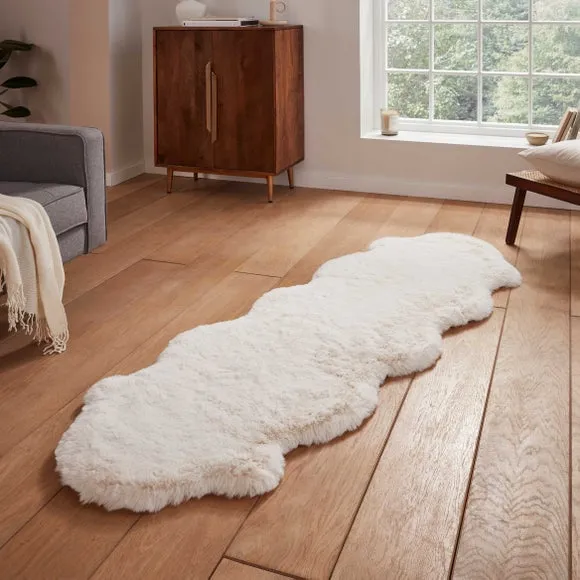 Super Teddy Faux Sheepskin Rug 1