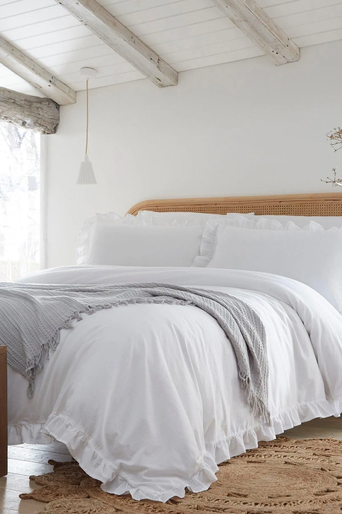 Appletree 'Cassia Frill' 100% Cotton Relaxed Look Duvet Cover Set in White