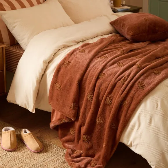 Furn. Autumn Trail Throw Blanket 130cm x 180cm