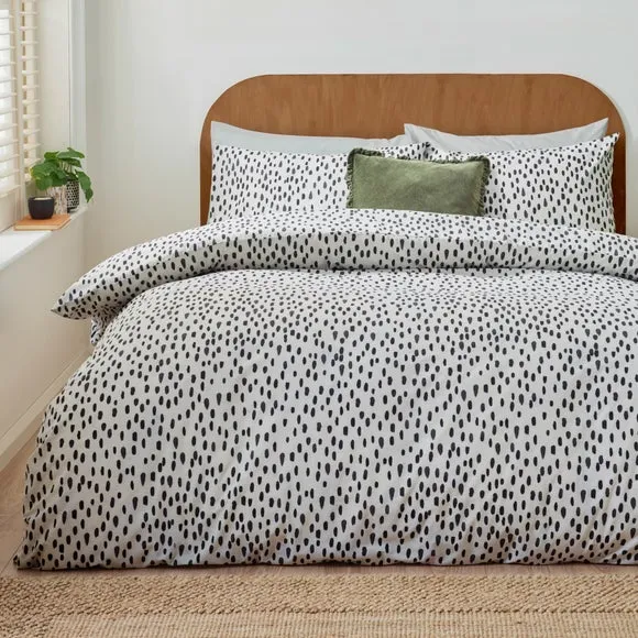 furn. Dottie Duvet Cover and Pillowcase Set 3