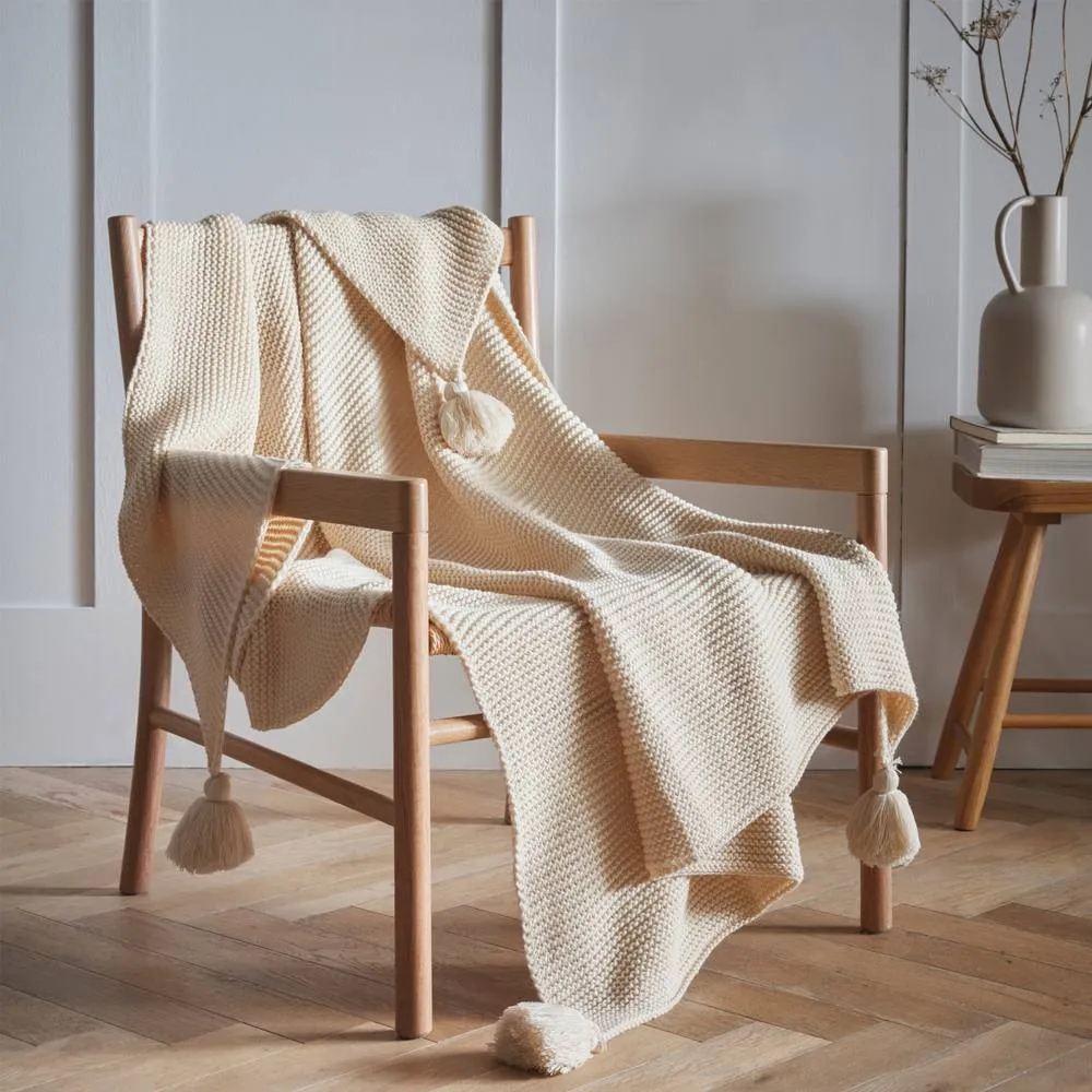 Portfolio Home Copenhagen Knitted Tassels Throwover Bed Throw Blanket 127 x 152cm in Natural