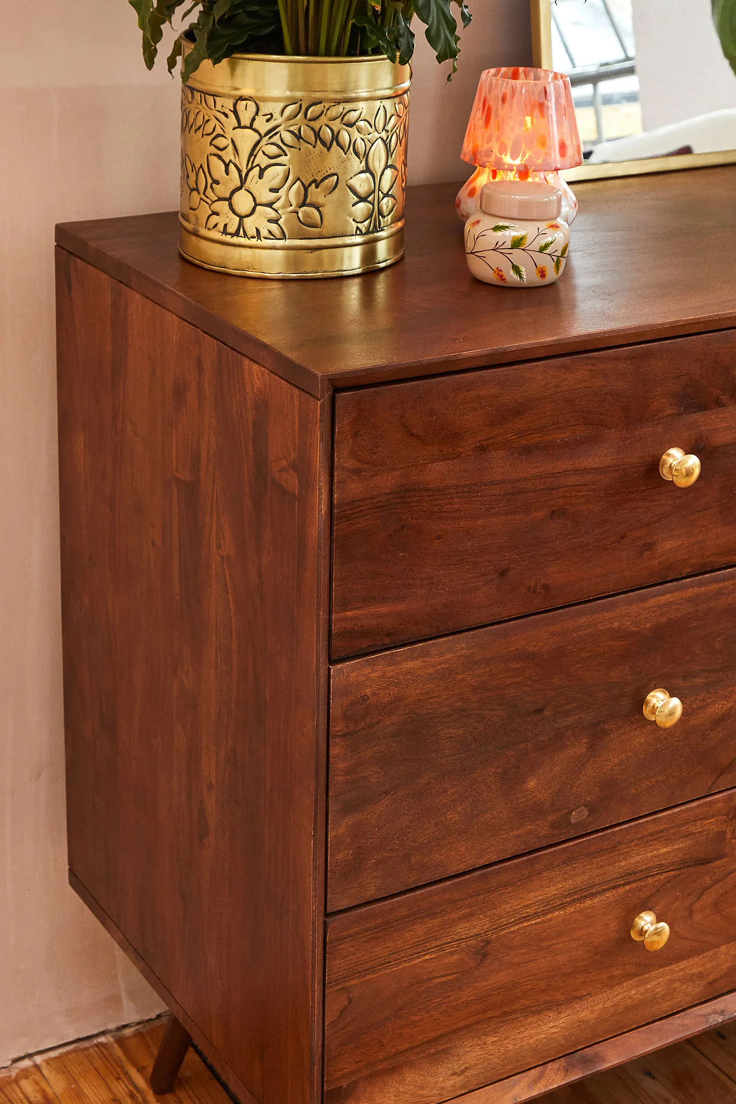 Cynthia 6-Drawer Dresser - Brown 3