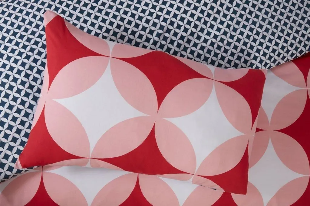 Rapport Home Geo Polycotton Duvet Cover Set With Pillowcase in Red 2